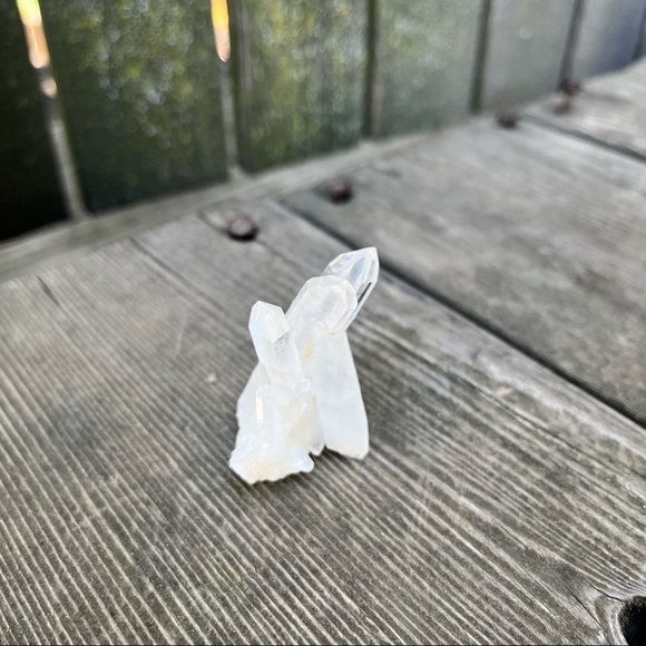 Clear Quartz Crystal Cluster Self Standing - Picture 9 of 16